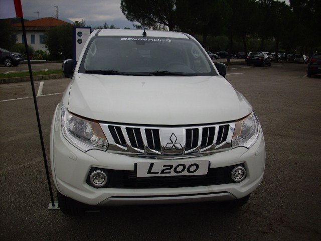 Mitsubishi L200