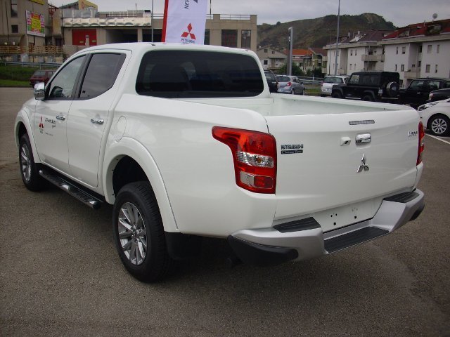 Mitsubishi L200